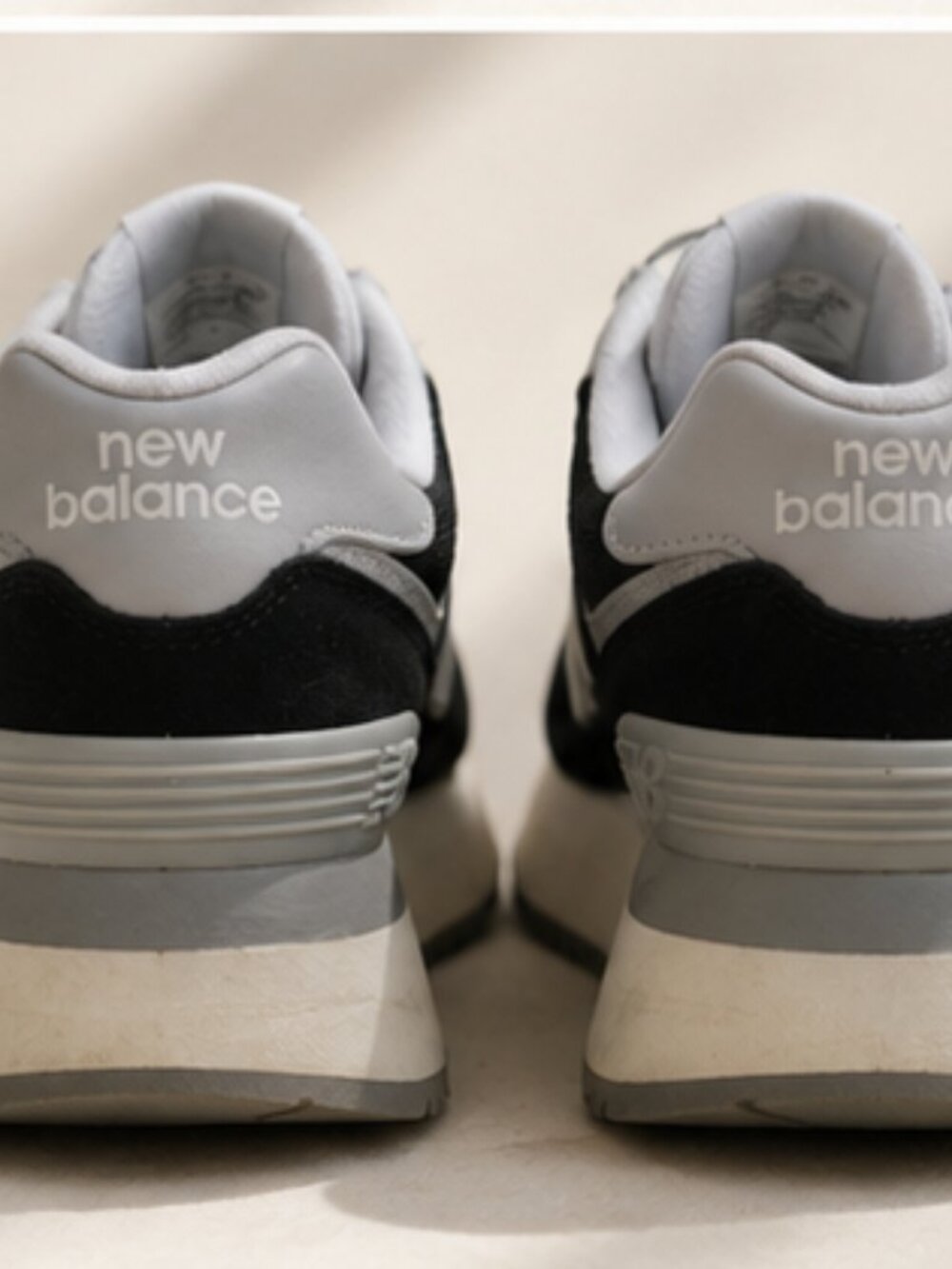 New Balance 574+ Black Gray Sneakers Women’s Size 7 WL574ZSA - Picture 3 of 6